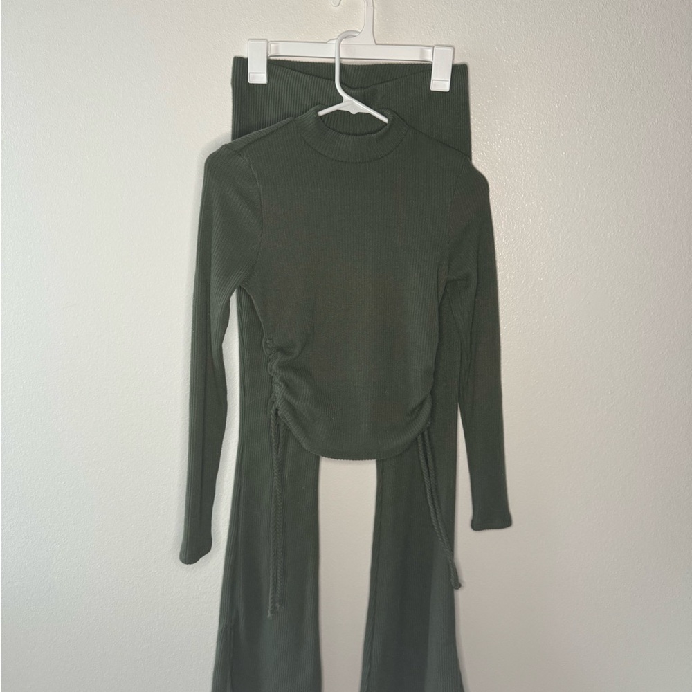 Olive Green Ribbed Two-Piece Set